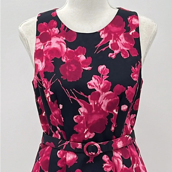 Eliza J. Floral Print Faille Fit & Flare Sleeveless Belted Dress - Size 4 - Picture 3 of 7